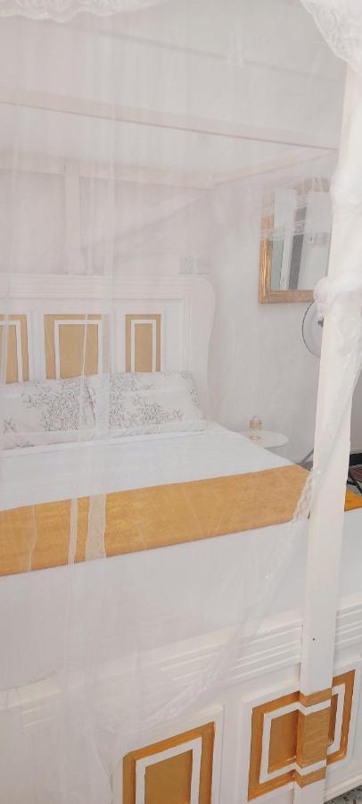 Ferienwohnung Neighbourly Nest Mombasa Exterior foto